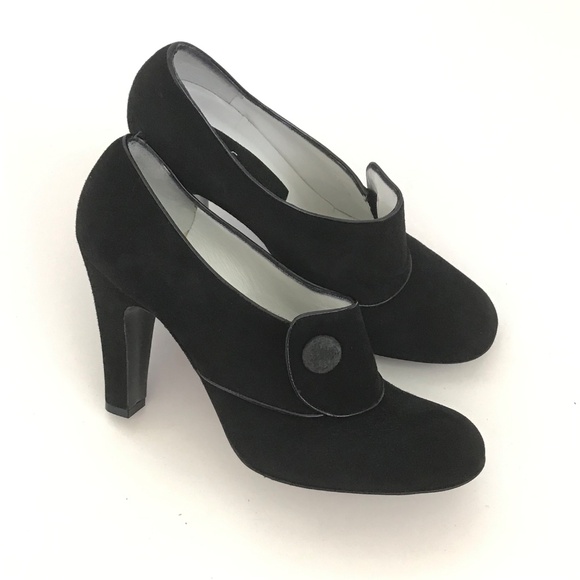 MARC JACOBS Black Suede Pump with Button Detail Black Heels Women’s Size 8 - Picture 2 of 16